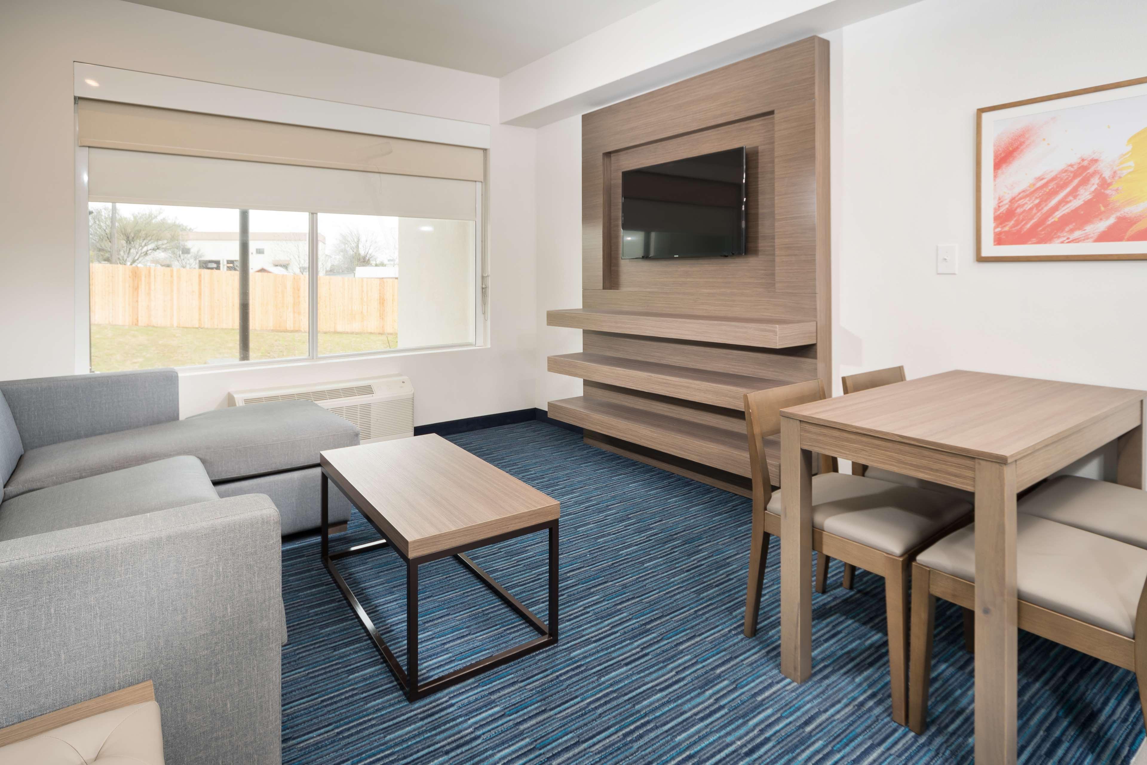 Best Western Plus Drayton Valley All Suites Zewnętrze zdjęcie
